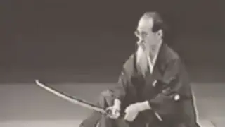 It is said to be the highest level of Japanese kendo! The old master has practiced the knife techniq
