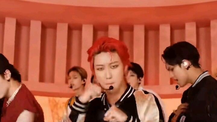 [SVT] ชวนเพื่อน ๆ ที่ไม่ได้อินกับ K-pop มาดูการแสดงสุดฮอตของ SEVENTEEN กัน