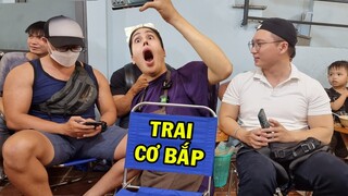 Hội Trai gym cơ bắp ăn Bánh tráng trộn DIVA Cát Thy - Ẩm thực Cha Rồng