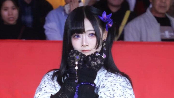 谁家小恶魔跑出来了！即使是小恶魔也喜欢你~Chu！【新年快乐】