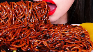 ASMR จาจังมยอน BLACK BEAN NOODLES JJAJANGMYEON