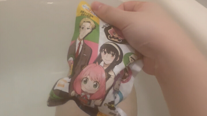 I bought a SPY×FAMILY bath ball to see who I can soak up~[Daily Sharing]