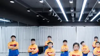 Children's popular dance "Happy Worship", a popular kindergarten dance, jumping with dynamic rhythm
