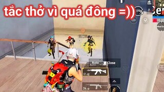 PUBG Mobile - Khi Bạn Là Tâm Điểm Của 5 Team Công Vào Và Cái Kết Chán Ko Buồn Nói