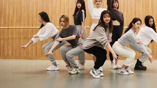 【Green Garden Dance Company】อย่าทำผิดพลาด! I CAN'T STOP ME สตูดิโอเต้นสุดสมจริงที่ให้ความสบายขั้นสุด