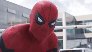 "Objek perlindungan utama Avengers - Spider-Man!"