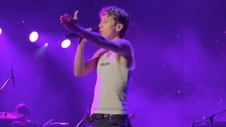 Troye Sivan - Angel Baby live