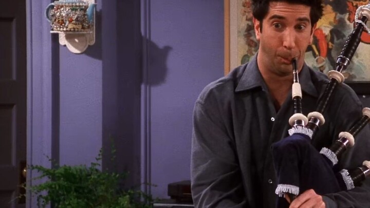 Ross's hilarious scene, Rachel was so tired of laughing that she had to avoid the camera, but she co