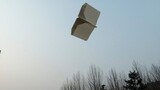 Pesawat Kertas Bumerang yang Bisa Terbang Kembali