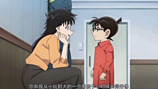 青子第一次在柯南剧中登场一眼就看出柯南像小时候的快斗
