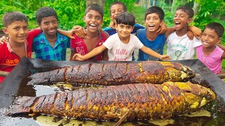 Nostalgic Cooking of Village Boys - Two Big Black Carp Fish Fry - Picnic Food -