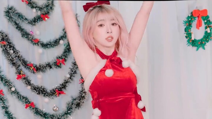 Send a signal of love~Christmas Cupid has shot you~❥(^_-)