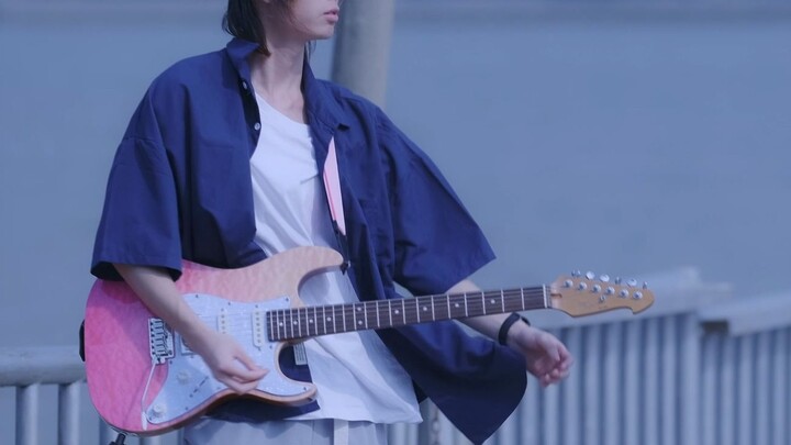 Shinpei Amidashiro himself plays the OP of "Summer Returns" Hoshinai-Makuraru (Double Guitar Cover +