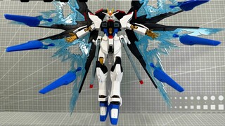 ด้วยปีกอันบางเบา! GK Hi-Tech รีโมเดล HG Strike Freedom Gundam ZGMF-X20A ใหม่