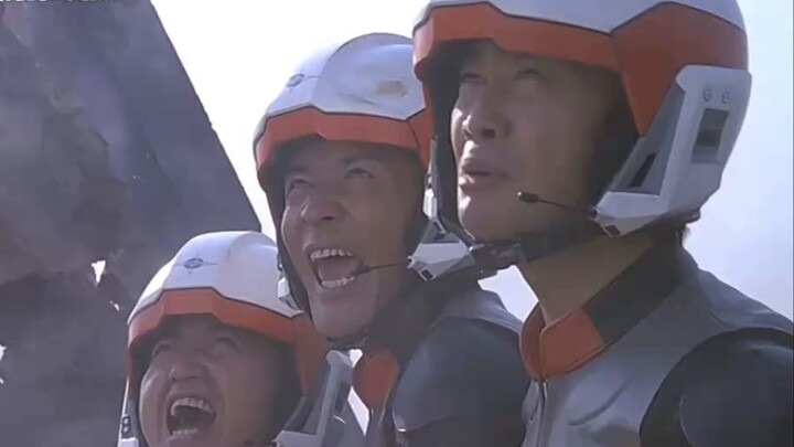 ท่าไม้ตายอันทรงพลังที่สุดของอุลตร้าแมน (8)