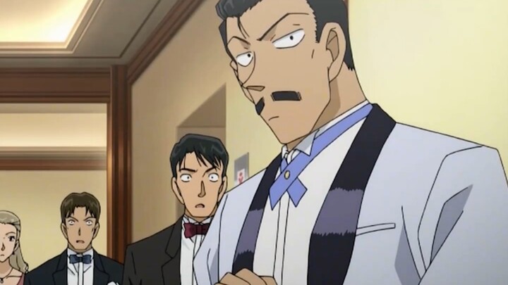 Mouri Kogoro: Apa menurutmu aku lemah?