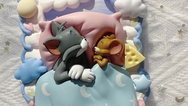 เคสโทรศัพท์กาวครีม Tom and Jerry Hidden Friends Dreamland