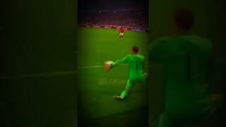 Moment Manuel Neuer Save Tendangan Keras Cristiano Ronaldo🔥🤩||#shorts #viral #football