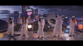 NewJeans (뉴진스) 'Supernatural' MV