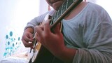 Otodidak Berlatih dengan Gitar 300 Yuan