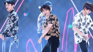 180902 KAI EXO - Ko Ko Bop Fancam