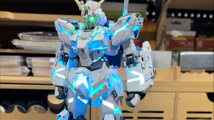 The base-exclusive MGEX unicorn is ready! Which lighting effect do you prefer? [Char's Model Shop]