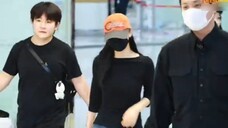 aespa tiba di Bandara Seoul Gimpo Berita Reuters 240716