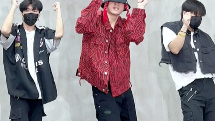张艺兴-《面纱》大钟Dance Cover.