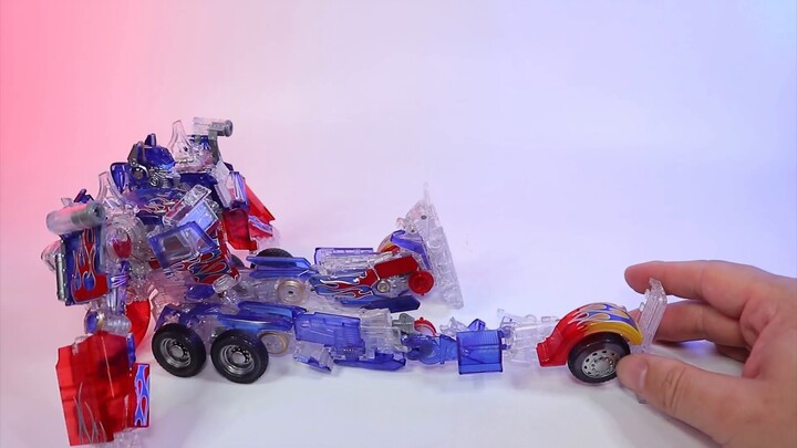 ฉันกลัวมันพังจริงๆ! ของเล่น Optimus Prime แบบโปร่งใสราคามากกว่า 100 หยวนมีประสิทธิภาพอย่างไร