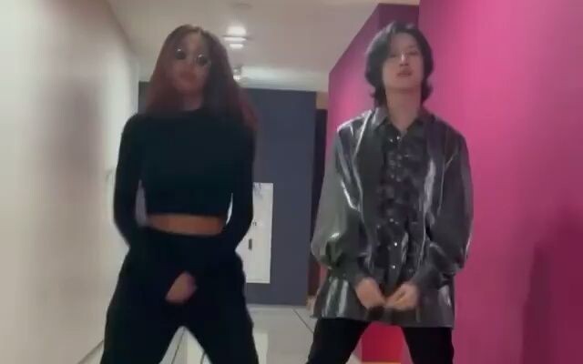 【Jessi】Jessi & Kim Heechul-《What Type of X》Challenge Wave Dance