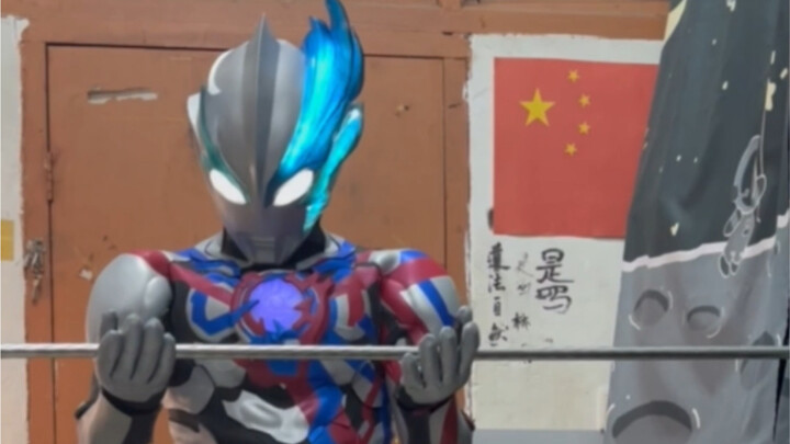 Broken! I bought him a real transformation device (a newbie made his own Blaze, don’t criticize me i