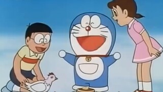 Look how clean Doraemon eats! Hahaha