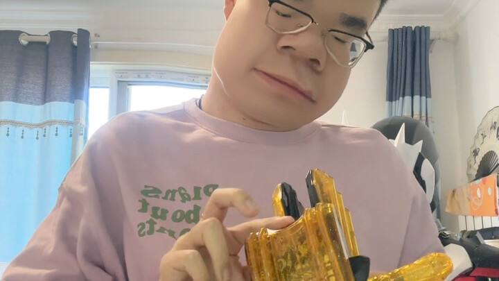 当你在路上捡到了雷杰多腰带！