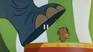 [Tom and Jerry] Jerry kecil yang antusias