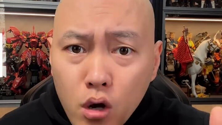 ผู้ชายคนหนึ่งอาจมีเจตนาไม่ดีได้อะไรบ้าง เมื่อเขาใช้เงิน 180 เหรียญไปกับของเล่น?