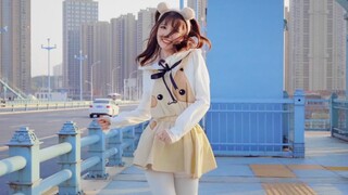 【YUI】穿童装背带裙跳鸡你太美！顶风跳舞！▲警告！柯基乱撞撞撞撞撞~