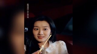 [ซีรีส์จีน] ข้ามมิติสู่โลกนิยาย สาวน้อยเผชิญหน้ากับหัวหน้ากลุ่มอำนาจและความรักที่บีบบังคับ (1080p)