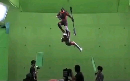 Tsuburaya juga ingin menipu kita bahwa tidak ada Ultraman di dunia!