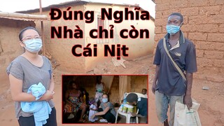 Tặng quà hỗ trợ gia đình anh đốt than angola|| Ahihi cuộc sống châu phi