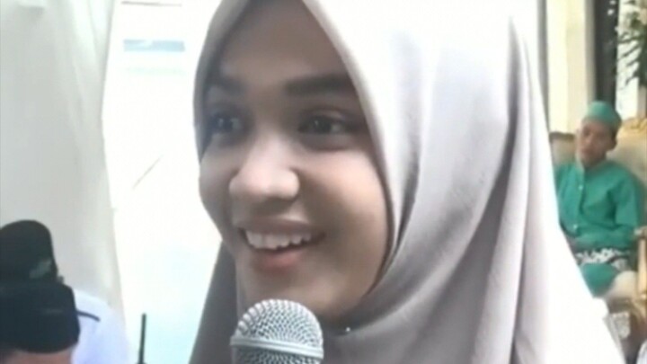 neng umi laila