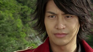 สมาชิกทั้งหกคนของ Haikouji จาก Pirates Sentai รวมตัวกันเป็นครั้งแรกเพื่อเรียกร้อง