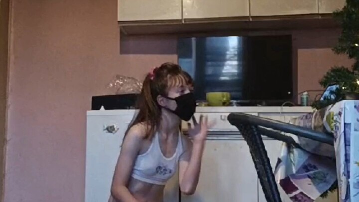 ILLIT 'Magnetic' Fiona Slunjski fancam