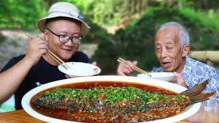 Countryside Recipe & Mukbang | Braised Grass Carp with Tender Ginger