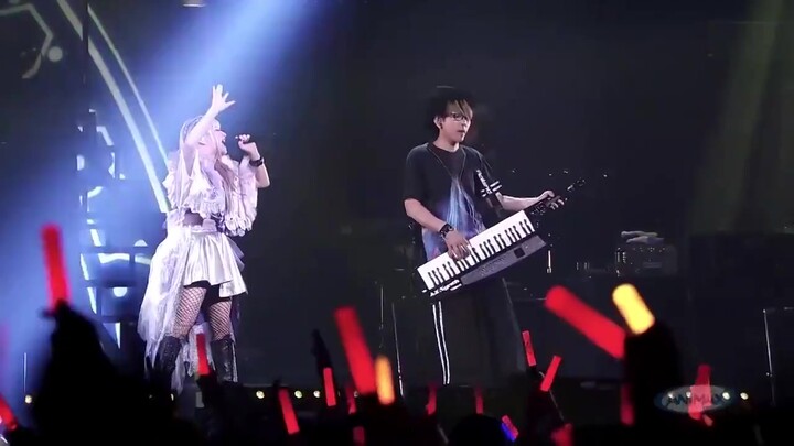 GARNiDELiA sang the theme song of "Mobile New Age Gundam" with great enthusiasm! .