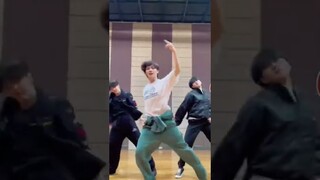 &team Run bts challenge on tiktok #kpop #bts #fyp #short #&team #andteam #kpopidol