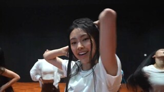 NewJean เพลงใหม่ Attention ห้องซ้อมเต้น รวม 2 เวอร์ชั่น!