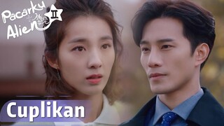 My Girlfriend is an Alien S2 | Cuplikan EP11 Kenapa CEO Fang Kecewa Pada Xiaoqi? | WeTV【INDO SUB】