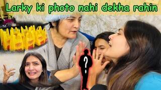 Surprise py surprise mil rahy mujy 😂 | Koi Mujy kuch bta nahi raha | Hira Faisal