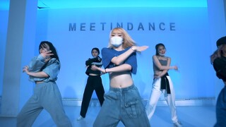 【遇见舞蹈】老师:楠楠 音乐:因为红 remix 泫雅因为红，王炸编舞太绝了，跳辣妹跳的舞 《热爱是最大的天赋》