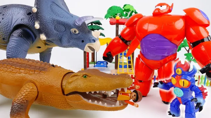 Go Go Baymax~! Giant Monsters in Playmobil Town #ToyMartTV